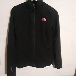 The North Face Women's Windwall Fleece Lined Jacket in Size XS
